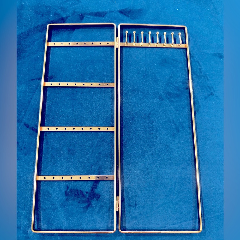 Rose Gold Metal Necklace and Earring Jewelry Organizer